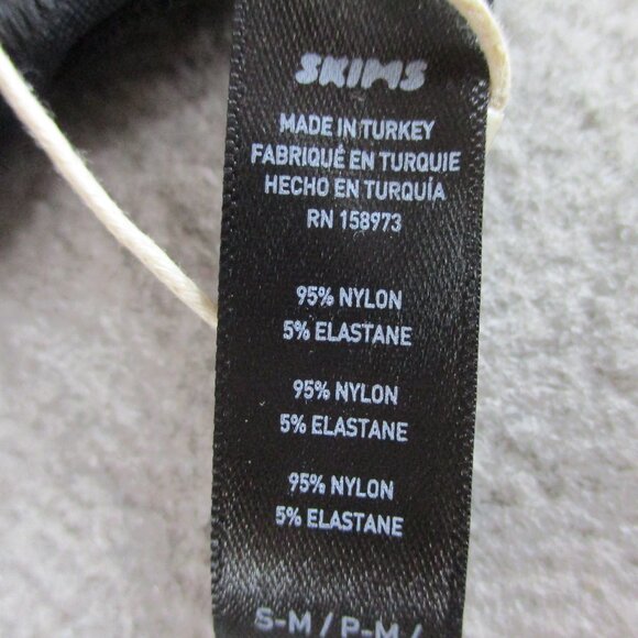 SKIMS Essential Bodysuit Long Sleeve Scoop Neck Womens S/M Onyx Black NEW - Picture 4 of 7